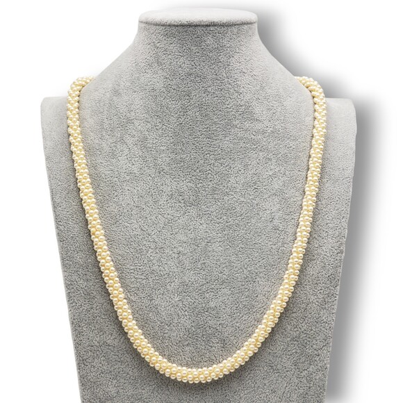 Vintage Cream Yellow Faux Pearl Necklace - Picture 2 of 6